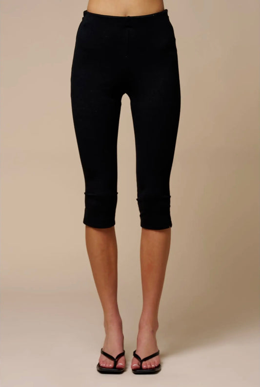 Alexia Capri Legging